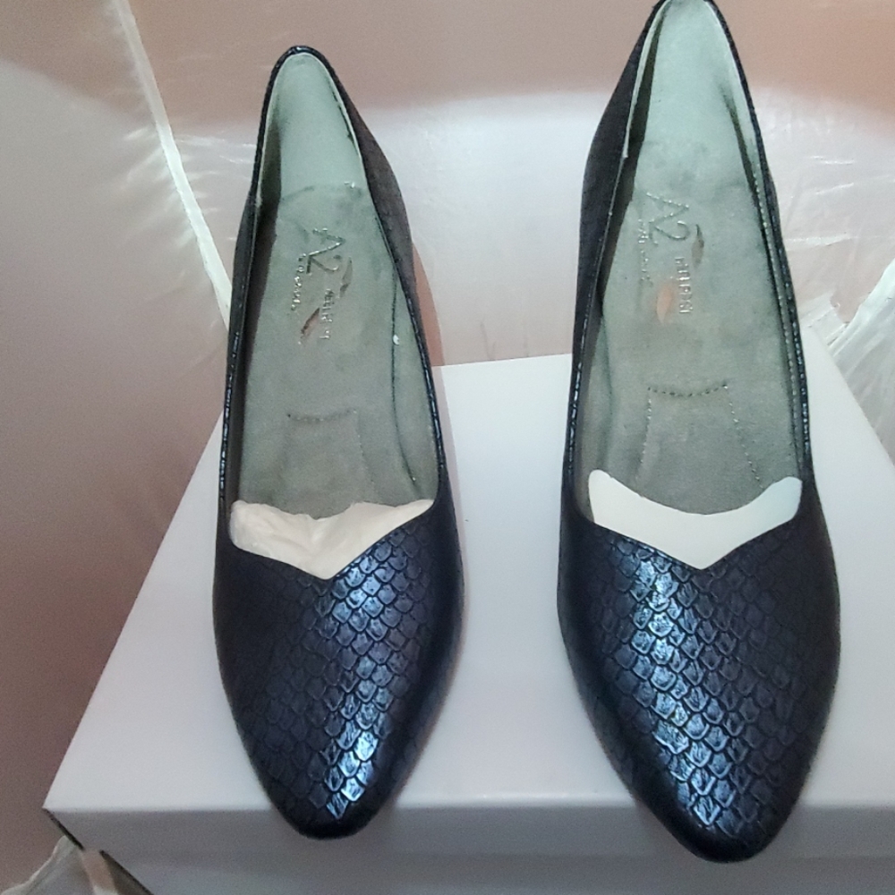 Aerosoles Women high heel shoe